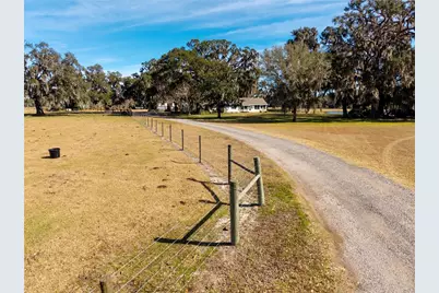 9504 Fort King Road, Dade City, FL 33525 - Photo 4