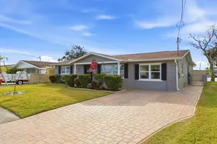 13711 Evelane Dr, Hudson, FL 34667 - Photo 4