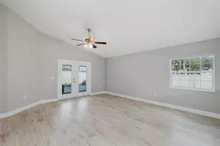 6823 Crossbow Ln, New Port Richey, FL 34653 - Photo 10