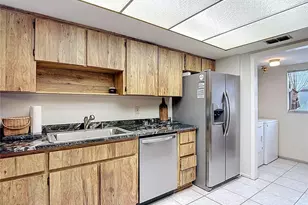 7623 Radcliffe Cir, Port Richey, FL 34668 - Photo 10