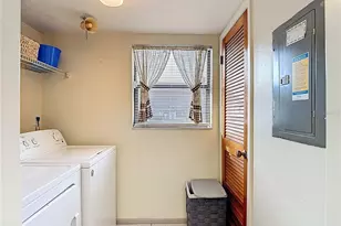 7623 Radcliffe Cir, Port Richey, FL 34668 - Photo 40