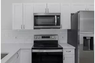 10322 Maderia St, Spring Hill, FL 34608 - Photo 22