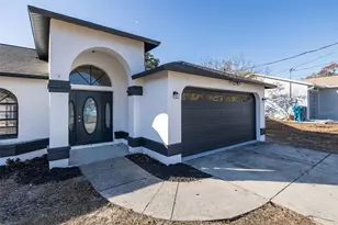 10322 Maderia St, Spring Hill, FL 34608 - Photo 4