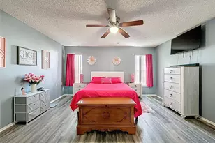 10654 Fallen Leaf Ln, Port Richey, FL 34668 - Photo 20