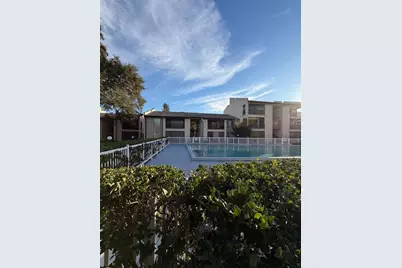 3813 S Lake Drive #231, Tampa, FL 33614 - Photo 2