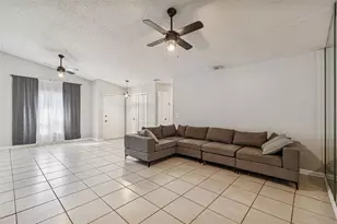 1930 Gregory Dr, Tampa, FL 33613 - Photo 58