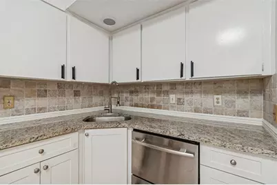 1930 Gregory Drive, Tampa, FL 33613 - Photo 16