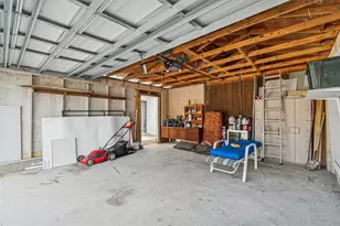 1930 Gregory Dr, Tampa, FL 33613 - Photo 90