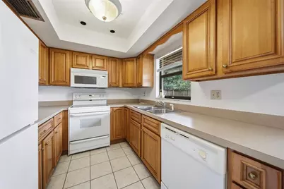 8398 Begonia Street, Spring Hill, FL 34608 - Photo 10