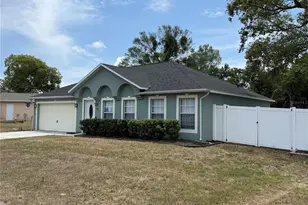 6172 Raleigh St, Spring Hill, FL 34606 - Photo 4