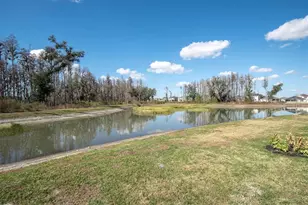 37557 MacKenzie Dr, Zephyrhills, FL 33540 - Photo 30