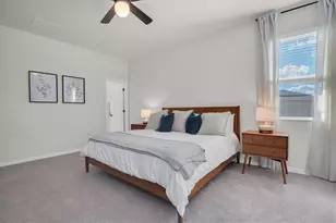 37557 MacKenzie Dr, Zephyrhills, FL 33540 - Photo 14
