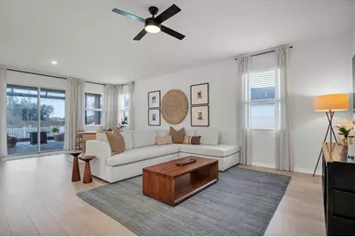 37557 Mackenzie Drive, Zephyrhills, FL 33540 - Photo 4