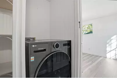 9727 Lake Drive, Weeki Wachee, FL 34613 - Photo 18