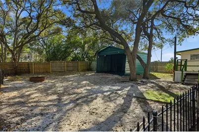 9727 Lake Drive, Weeki Wachee, FL 34613 - Photo 24