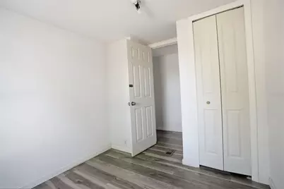 9727 Lake Drive, Weeki Wachee, FL 34613 - Photo 14