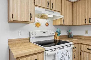 4521 Bayridge Ct, Spring Hill, FL 34606 - Photo 10