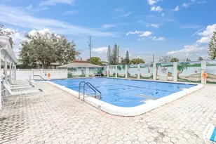 4352 Tahitian Gardens Cir, Holiday, FL 34691 - Photo 32