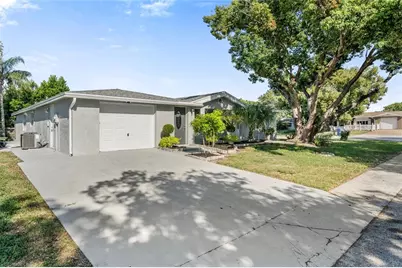 9201 Hunt Club Lane, Port Richey, FL 34668 - Photo 36