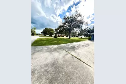 2463 Stephanie Drive, Spring Hill, FL 34608 - Photo 18