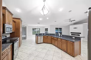 18236 Macek Rd, Weeki Wachee, FL 34614 - Photo 16