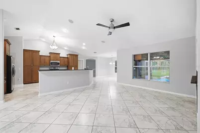 18236 Macek Road, Weeki Wachee, FL 34614 - Photo 10