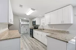 27047 Hiawatha Blvd, Brooksville, FL 34601 - Photo 10