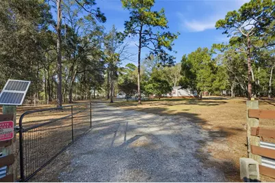 27047 Hiawatha Boulevard, Brooksville, FL 34601 - Photo 6