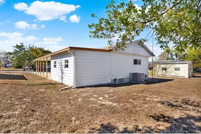 8134 Baycrest Drive, Brooksville, FL 34613 - Photo 18