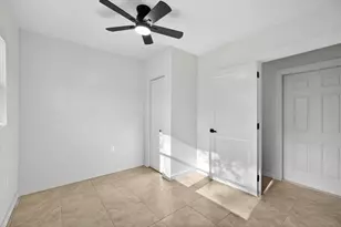 773 W Harbor Dr S, Saint Petersburg, FL 33705 - Photo 28