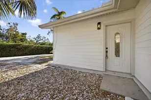 773 W Harbor Dr S, Saint Petersburg, FL 33705 - Photo 8