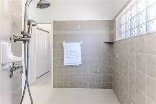 2237 Claremont Ln, Spring Hill, FL 34609 - Photo 38