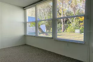 11931 Bayonet Ln, New Port Richey, FL 34654 - Photo 10