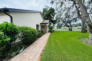 7559 Heather Walk Dr, Weeki Wachee, FL 34613 - Photo 2