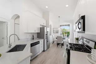 2912 Torrance Dr, Land O Lakes, FL 34638 - Photo 6