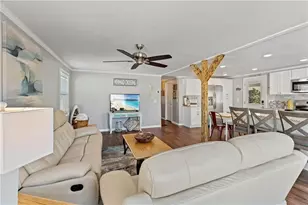 6051 Colony Cir, Weeki Wachee, FL 34607 - Photo 8