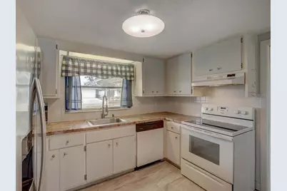 10320 Honeysuckle Lane, Port Richey, FL 34668 - Photo 18