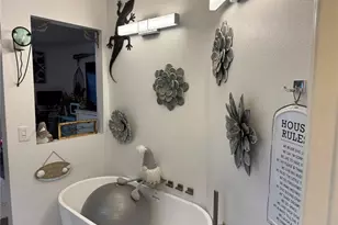 2111 Vista Del Sol Cir, Lutz, FL 33558 - Photo 12