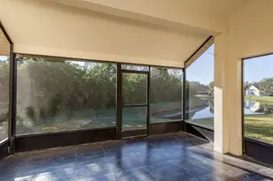 9326 Palm Haven Ct, New Port Richey, FL 34655 - Photo 26