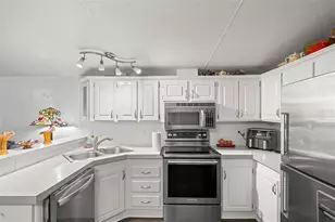 12222 Beagle Rd, Hudson, FL 34667 - Photo 20