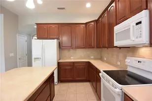 7015 Cardinalwood Ln, Land O Lakes, FL 34637 - Photo 16