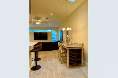 9448 Tooke Shore Drive, Weeki Wachee, FL 34613 - Photo 10