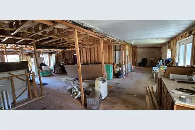 8641 Oliver Road, Zephyrhills, FL 33540 - Photo 4