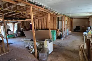 8641 Oliver Rd, Zephyrhills, FL 33540 - Photo 4