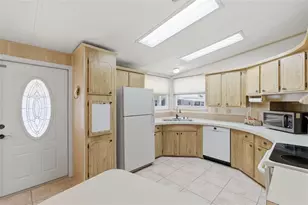 2028 Hilo Dr, Holiday, FL 34691 - Photo 12