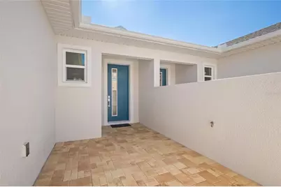 199 E Live Oak Street, Tarpon Springs, FL 34689 - Photo 26