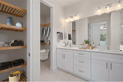 199 E Live Oak Street, Tarpon Springs, FL 34689 - Photo 14