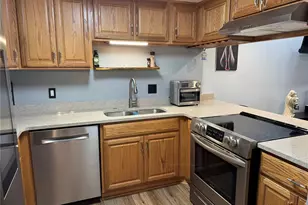 1775 Cupecoy Cir, Lutz, FL 33558 - Photo 12