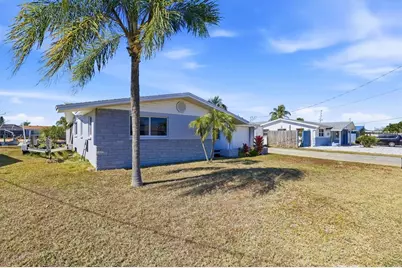 13701 Maria Drive, Hudson, FL 34667 - Photo 8