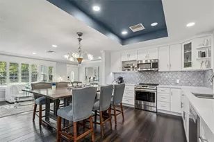 427 Villa Grande Ave S, Saint Petersburg, FL 33707 - Photo 14